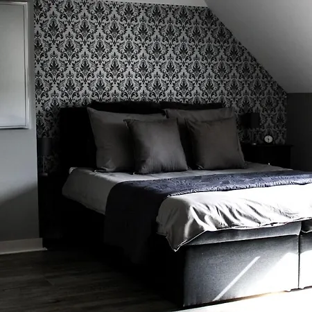 Bed and Breakfast A Bascule Maastricht 4*