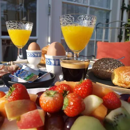 A Bascule Maastricht Bed & Breakfast 4*